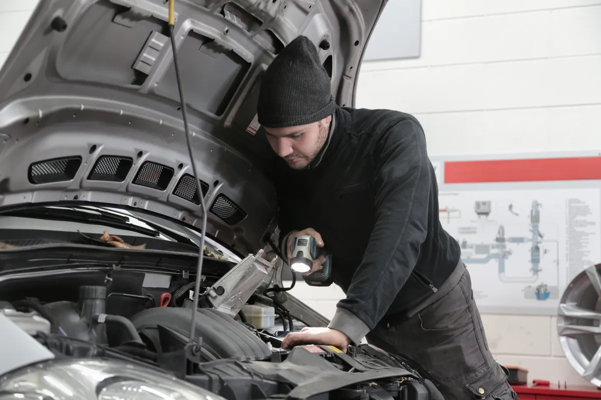 Brake and rotor inspection for auto repair customers near Sugar Land, TX